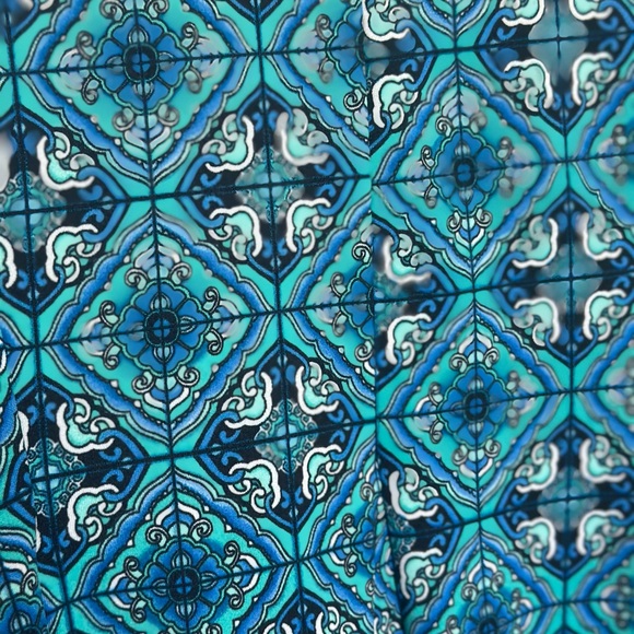 XS peplum pattern top - Picture 12 of 14